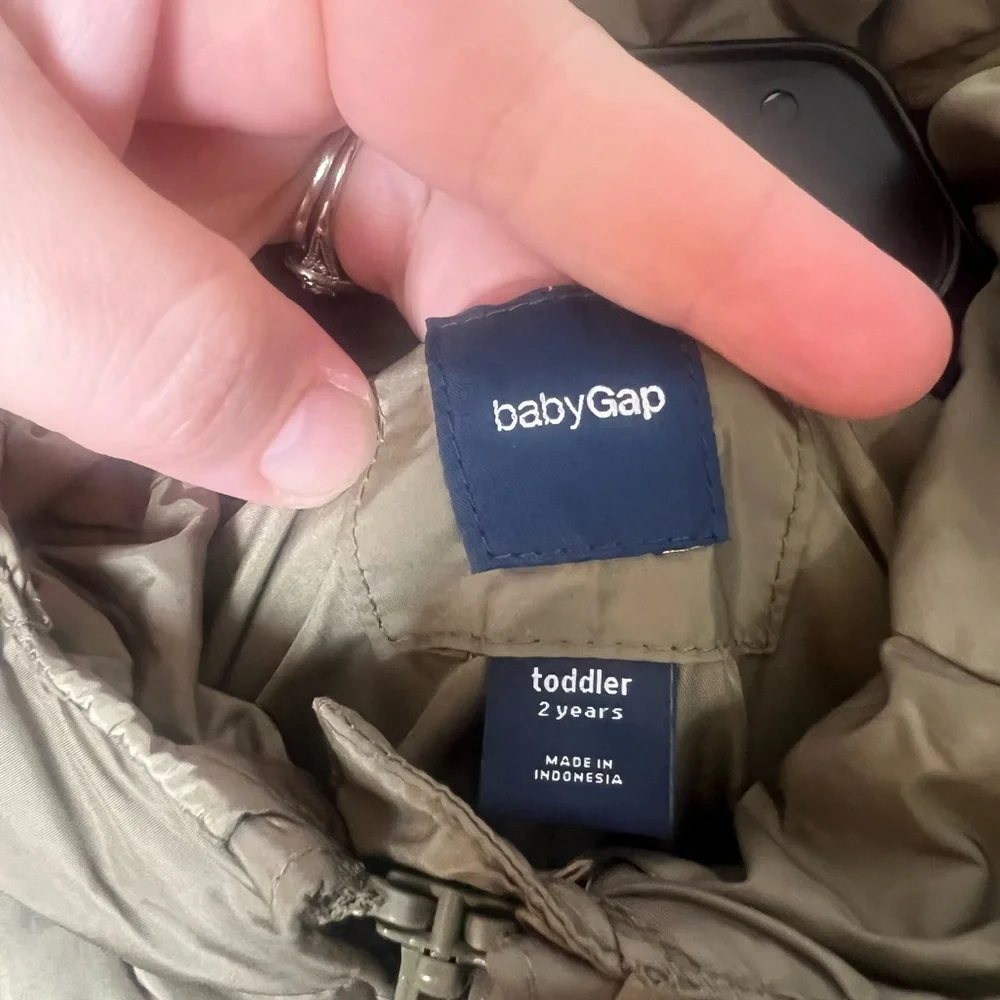 Baby Gap Kids toddler 2yrs Hooded‎ Puffer Vest - Olive Green
